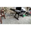 Image 7 : TRAEGER IRONWOOD XL ELECTRIC SMOKER, GRILL. WIFI ENABLED. PELLET STORAGE, 6' LONG. USED OUTDOOR