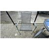 Image 3 : 42" ROUND GLASS TOP TABLE WITH 2 METAL CHAIRS-OUTSIDE