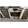Image 1 : BOSCH 30" 5 BURNER GAS RANGE. MODEL HGIP056UC RETAIL $5,600