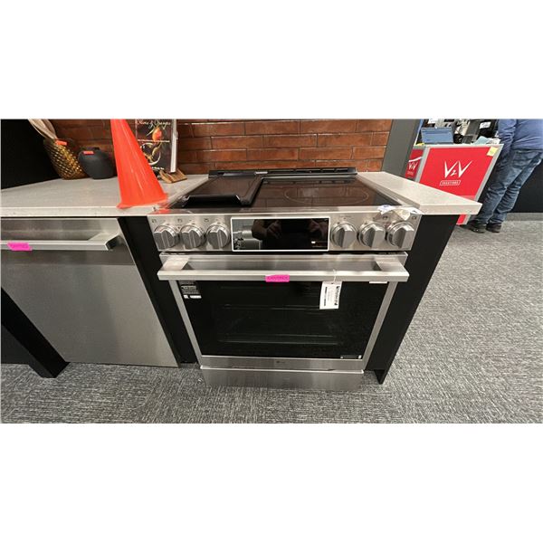 LG 30" PRO BAKE CONVECTION OVEN. MODEL LSES6338F