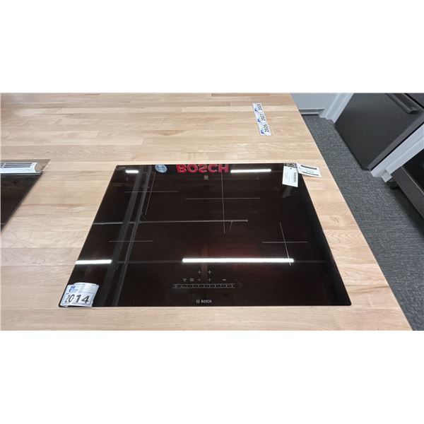 BOSCH 30" DROP IN INDUCTION COOKTOP. MODEL NIT5060UC RETAIL $3,300