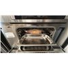 Image 4 : BOSCH 30" STEAM CONVECTION OVEN WITH SEPARATE WARMING DRAWER. MODELS HSLP451UC, HWD5051UC