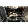 Image 5 : KITCHENAID KFGC506JSS 36", 5.1 CU FT SMART COMMERCIAL-STYLE GAS RANGE W/ 6 BURNERS. RETAIL $7,600...