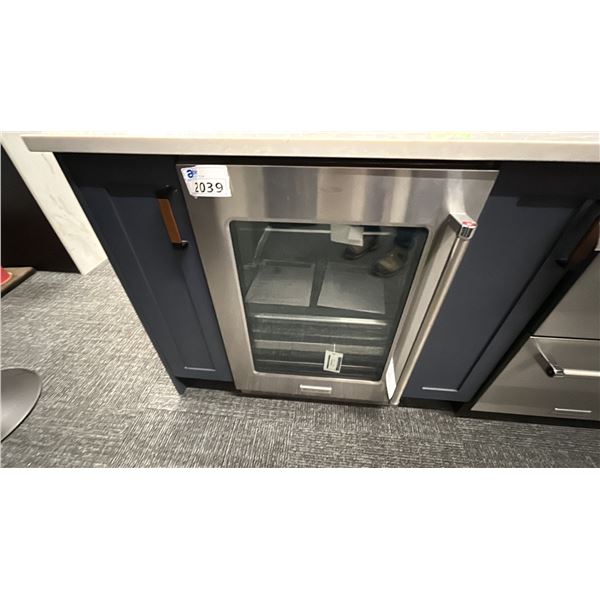 KITCHENAID 4.89 CU FT 24" BEVERAGE CENTER W/ GLASS. MODEL KUBL314KSS RETAIL $3,500 SERIAL EKC3700231