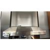 Image 2 : VENT-A-HOOD 30" K-SERIES UNDER CABINET RANGE HOOD, STAINLESS STEEL. MODEL SLH6-K30SS