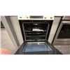 Image 3 : BOSCH 100 SERIES ELECTRIC RANGE. MODEL HEF1050MC