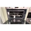 Image 2 : SMEG CLASSIC STEAM OVEN. MODEL SFU4302VCX