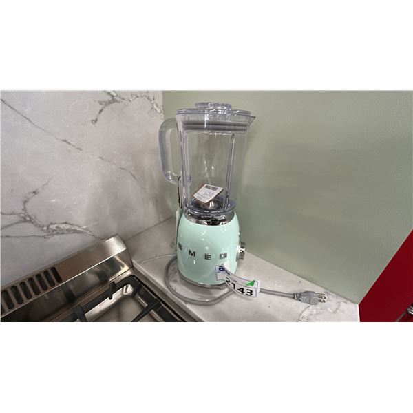SMEG 50'S STYLE COUNTERTOP BLENDER, PATEL GREEN. MODEL BLF03RGUS