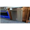 Image 1 : HESTON 24" DISHWASHER MODEL KDW24 RETAIL $4100
