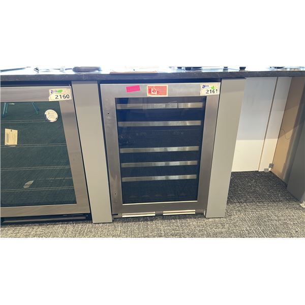 MARATHON 24" DUAL ZONE WINE FRIDGE. REQUIRES HANDLE. MODEL MWC56-DSS RETAIL $1700