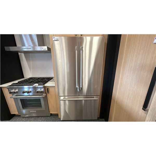 THERMADOR FREESTANDING 36" X 72" FRIDGE MODEL T36FT820NS RETAIL $8390