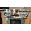 Image 4 : THERMADOR 24" 6 BURNER NATURAL GAS CABINET DEPTH RANGE MODEL PRG304WH RETAIL $9160