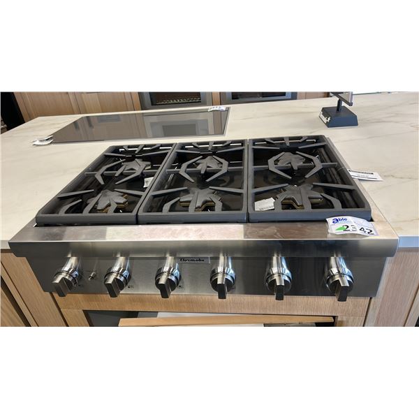 THERMADOR 36" GAS RANGE WITH 6 BURNERS MODEL PCG366W RETAIL $8540