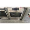 Image 1 : BOSCH 30" INDUCTION SLIDE IN RANGE MODEL H118057C RETAIL $5850