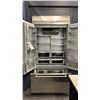 Image 2 : KITCHENAID 24.2 CU FT 42" WIDTH BUILT-IN STAINLESS FRENCH DOOR REFRIGERATOR MODEL KBFN502ESS W/ P...