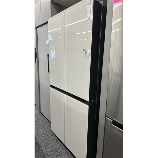 SAMSUNG BESPOKE 23 CU FT, 35.8W X 70.8H. MODEL RF23DB960012AA
