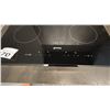 Image 2 : SMEG 24" CERAMIC ELECTRIC COOKTOP MODEL SEU244ETB