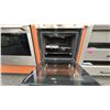 Image 2 : BOSCH 24" SINGLE WALL EU CONVECTION OVEN. MODEL HBE5453UC