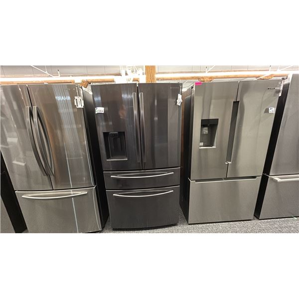 SAMSUNG 24 CU FT 35.8W X 68.9H. MODEL RF24R7201SG/AA