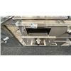 Image 3 : COYOTE 50"W HYBRID GRILL. NATURAL GAS MODEL C1HY50NG BUILT IN TYPE. CHARCOAL AND NATURAL GAS.
