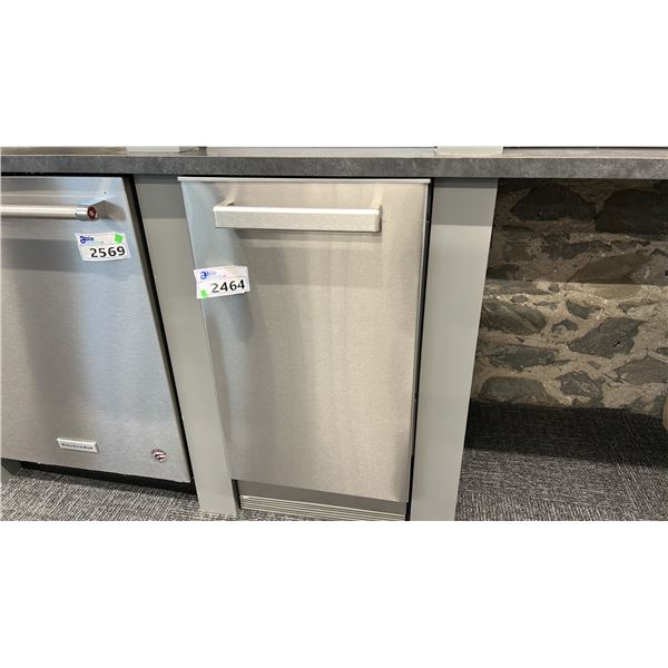 BERTAZZONI 18" DISHWASHER. MODEL DW18S21XV0