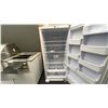 Image 2 : DANBY 30" X 67" UPRIGHT FRIDGE