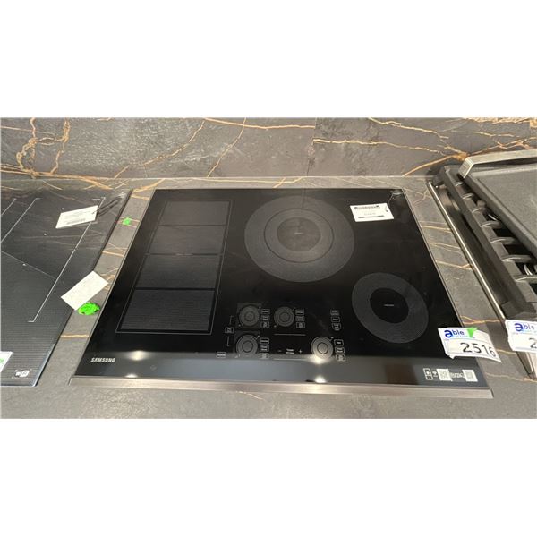 SAMSUNG COOKTOP INDUCTION PREMIUM 30". MODEL NZ30K7880UG/AA