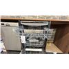 Image 2 : SAMSUNG AQUA BLAST DISHWASHER 39 DBA POCKET HANDLE. MODEL DW80R9950US/AC