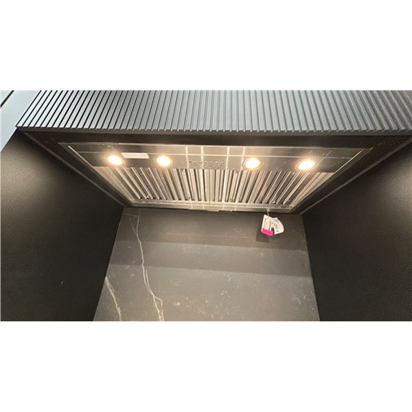 MONOGRAM 36" CUSTOM STAINLESS EXHAUST HOOD INSERT MODEL UVC9480SLSS RETAIL $2400