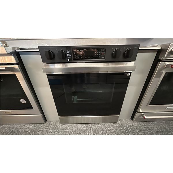 SAMSUNG 30" SLIDE IN RANGE MODEL NSE6DG8300SRAC