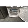 Image 3 : HAIER 28" X 68"H. 15 CU FT FRIDGE BOTTOM MOUNT RIGHT-HAND SWING DOOR FREEZER. MODEL HRB15N3BGS