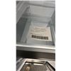 Image 4 : SAMSUNG 32"W X 70'H. 24.5 CU FT. FRENCH DOOR FRIDGE/FREEZER. MODEL RF25C5151SR/AA