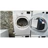 Image 2 : BLOMBERG STACKING WASHER DRYER SET MODELS DV17600W2 AND WM72200W RETAIL $2600