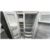 Image 2 : GE 33"W X 70" 23.2 CU FT IWD FULL DEPTH REFIRGERATOR. MODEL GSS23GGPWW