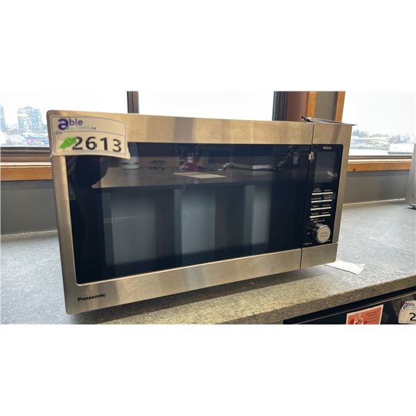 PANASONIC 1.2 CU FT AIR FRY CONVECTION MICROWAVE MODEL NNCD66NSC