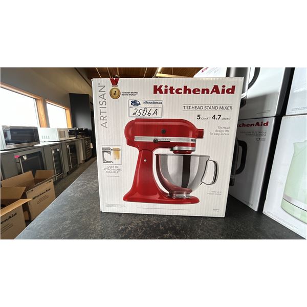 KITCHENAID TILT HEAD STAND MIXER 5 QT EMPIRE RED MODEL KSM150PSER-IN BOX