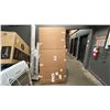 Image 1 : PALLISER KING BEDFRAME WITH LOWER DRAWERS. SEBRING SERIES. 4 BOXES. 79005-KW