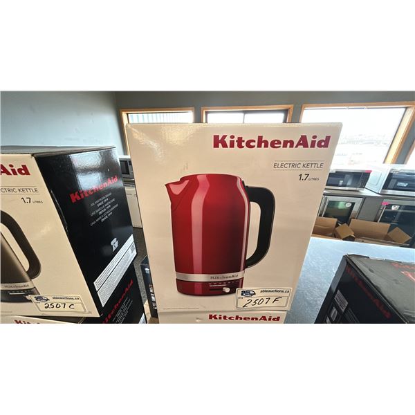 KITCHENAID ELECTRIC KETTLE 1.7L  NEW IN BOX-RED
