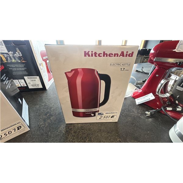 KITCHENAID ELECTRIC KETTLE 1.7L  NEW IN BOX-RED
