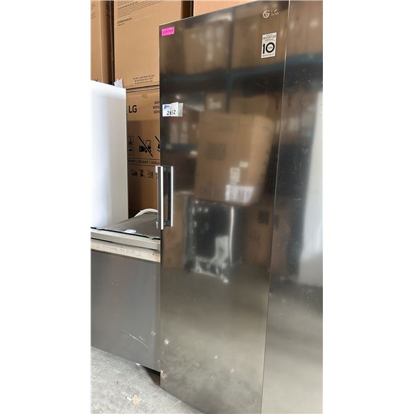 LG UPRIGHT FRIDGE. POSSIBLY A RETURN. SCRATCHES, DENTS, BLEMISHES ETC.