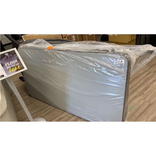 HOT TUB COVER 80" X 80"