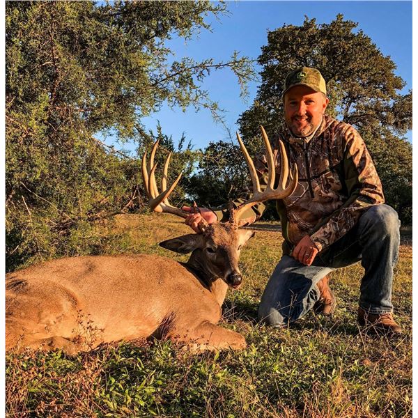 Texas: 3 Day 2 Night Whitetail & Exotic Hunt for 2 Hunters / Includes a $6,000 Trophy Fee Credit