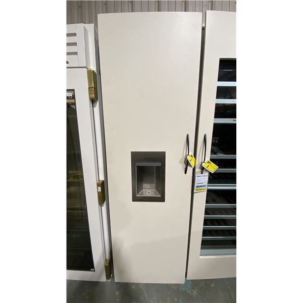 THERMADOR MODEL T24ID900LP. WHITE SINGLE DOOR BUILT IN FREEZER WITH ICE/WATER DISPENSER