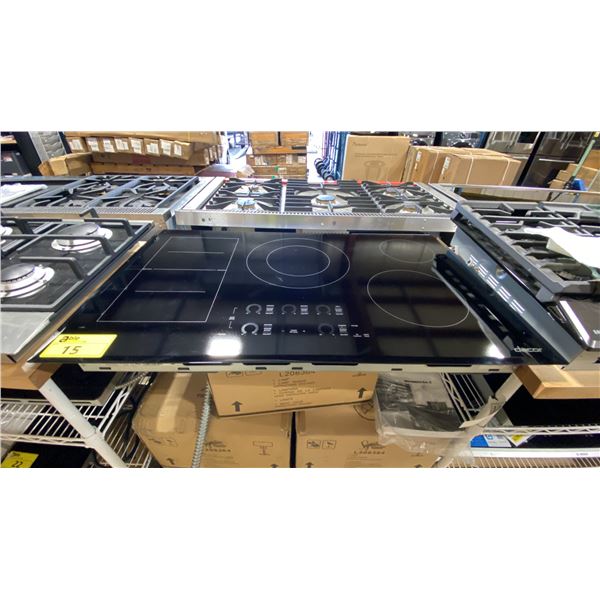 DACOR MODEL DTI36P876BB. BLACK 36" 5 ZONE SMART INDUCTION COOKTOP