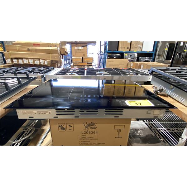 DACOR MODEL DTI30P876BB. BLACK 30" 5 ZONE SMART INDUCTION COOKTOP