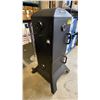 Image 3 : BROIL KING MODEL 923610. VERTICAL CHARCOAL CABINET SMOKER