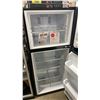 Image 2 : MIDEA MODEL MRT12B2AST. 24" STAINLESS STEEL / BLACK APARTMENT SIZE REFRIGERATOR WITH