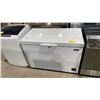 Image 1 : UNIQUE MODEL UGP-265L1 DC. WHITE 9.3 CU FT COMMERCIAL DISPLAY LOCKING CHEST FREEZER WITH
