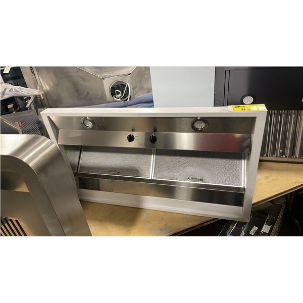 CAFE CVW93614NWM WHITE / STAINLESS STEEL 36" COMMERCIAL STYLE WALL MOUNTED RANGE HOOD