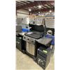 Image 2 : BROIL KING SIGNET 320 MODEL 9468857 NG. STAINLESS STEEL 3 BURNER NG OUTDOOR GRILL WITH BACK RACK
